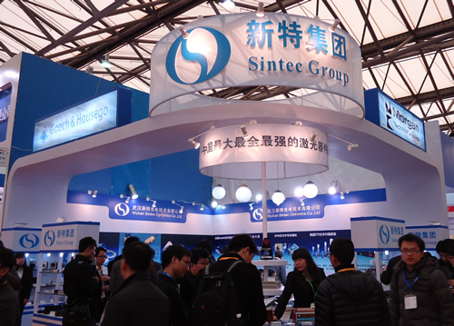 新特集團(tuán)盛裝亮相2012慕尼黑上海光博會
