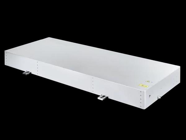 Fluence推出了新的30W飛秒激光器，并將其應(yīng)用于眼科領(lǐng)域